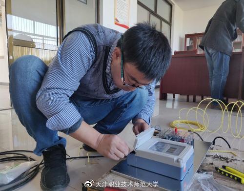 我校教师研发农田灌溉智能化系统助力农民增产增收